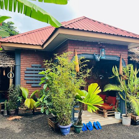 Savannah House Hostel Arusha Exterior photo