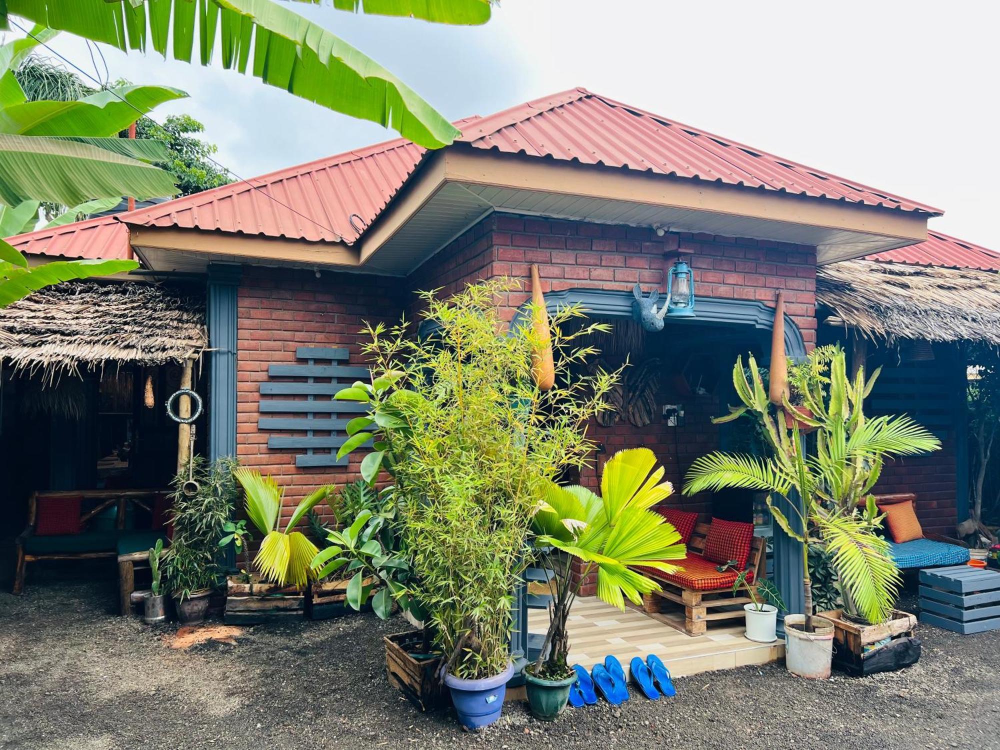 Savannah House Hostel Arusha Exterior photo